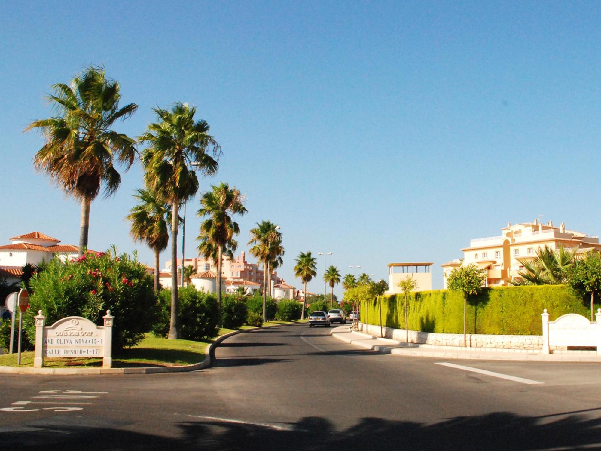 Villa Gaudi Oliva Buitenkant foto