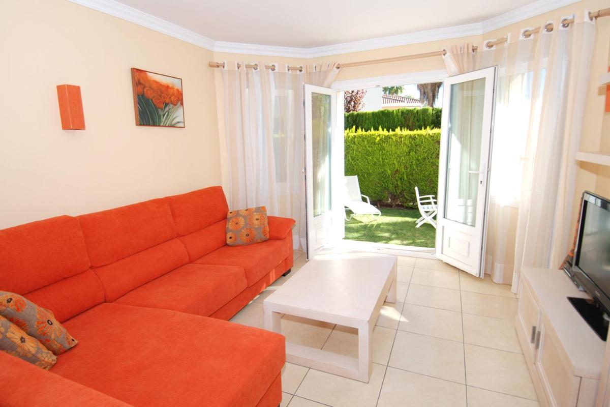 Villa Gaudi Oliva Buitenkant foto